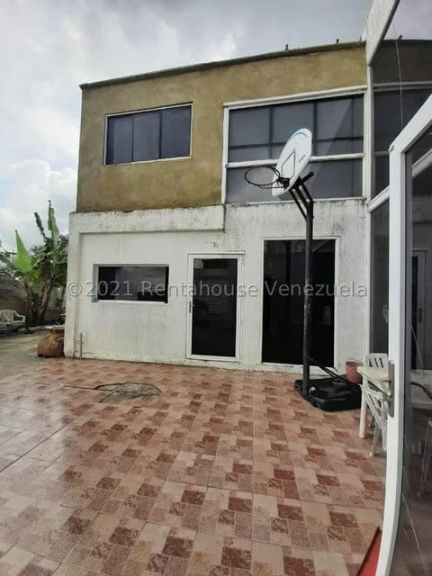 Casa (Duplex) en Venta en Lomas de La Lagunita, Distrito Metropolitano - 33