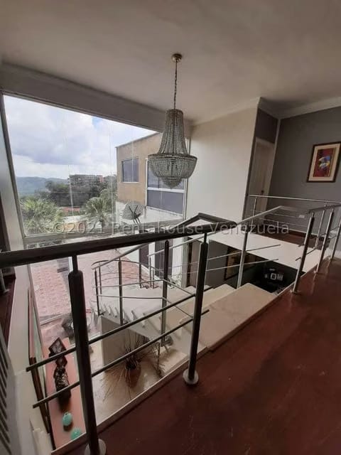 Casa (Duplex) en Venta en Lomas de La Lagunita, Distrito Metropolitano - 36
