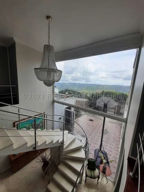 Casa (Duplex) en Venta en Lomas de La Lagunita, Distrito Metropolitano - 39