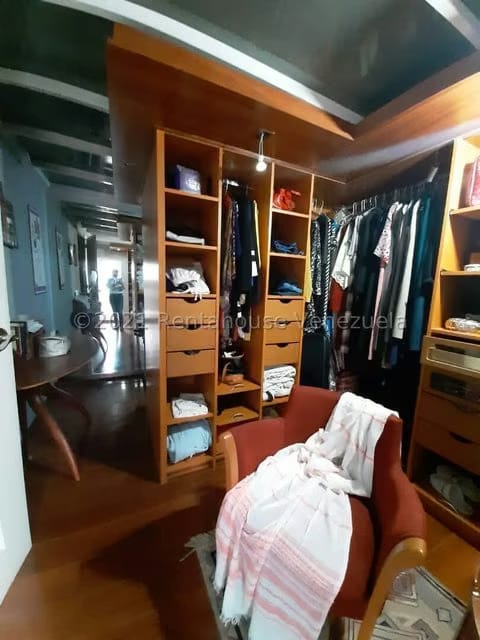 Casa (Duplex) en Venta en Lomas de La Lagunita, Distrito Metropolitano - 47