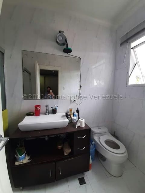 Casa (Duplex) en Venta en Lomas de La Lagunita, Distrito Metropolitano - 54
