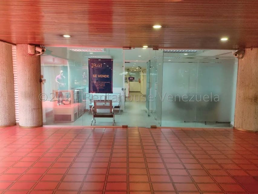 Comercial (Local Comercial) en Venta en Las Mercedes, Distrito Metropolitano - 2