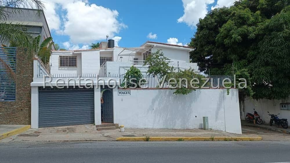 Casa (Duplex) en Venta en Los Dos Caminos, Distrito Metropolitano - 33