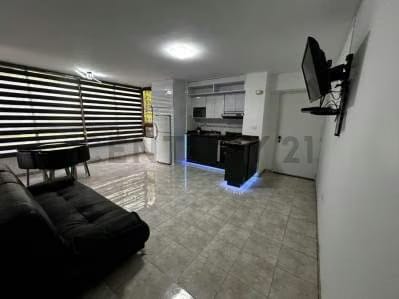R.d. Alquiler de Apartamento amoblado en Sabana Grande. - 5
