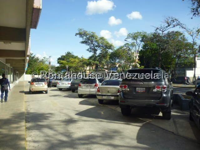 Comercial (Oficina) en Alquiler en Del Este, Lara - 13