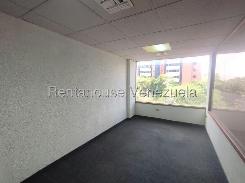 Comercial (Oficina) en Alquiler en Del Este, Lara - 6