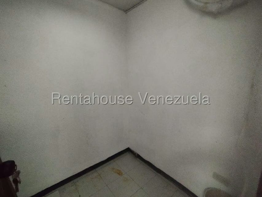 Comercial (Oficina) en Alquiler en Del Este, Lara - 10