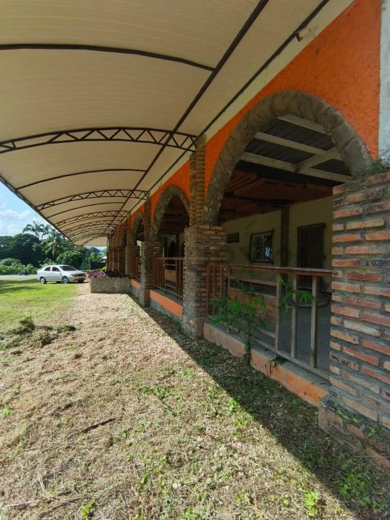 INMUEBLE COMERCIAL