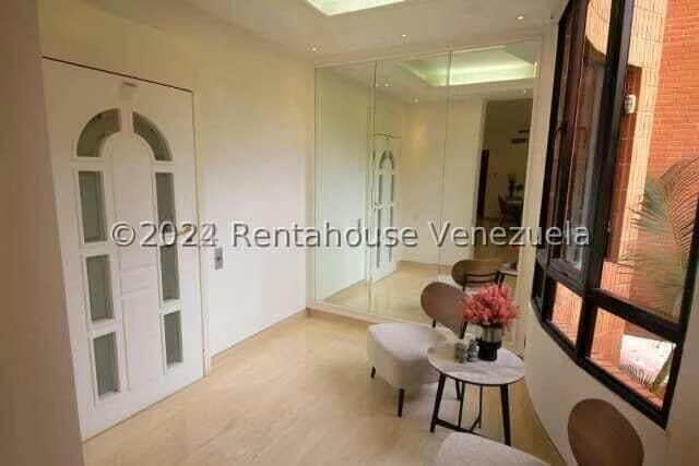 Apartamento (1 Nivel) en Venta en Colinas de Valle Arriba, Distrito Metropolitano - 2