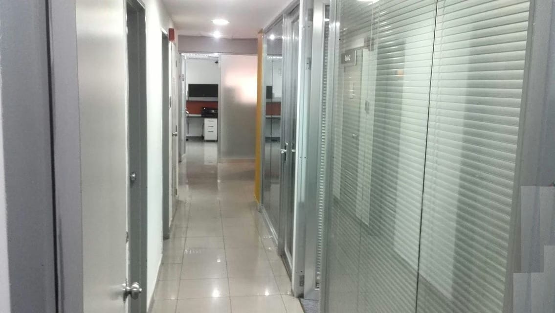 Comercial (Local Comercial) en Venta en Avenida Bella Vista, Zulia - 22