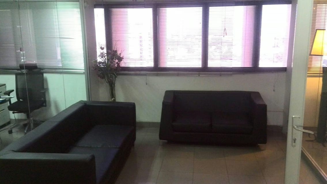 Comercial (Local Comercial) en Venta en Avenida Bella Vista, Zulia - 32