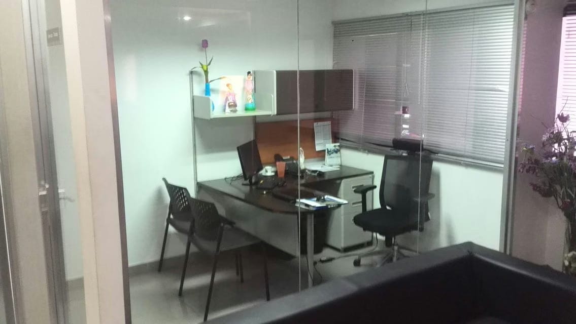 Comercial (Local Comercial) en Venta en Avenida Bella Vista, Zulia - 33