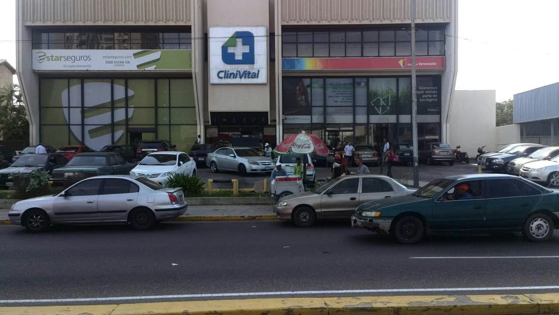 Comercial (Local Comercial) en Venta en Avenida Bella Vista, Zulia - 45