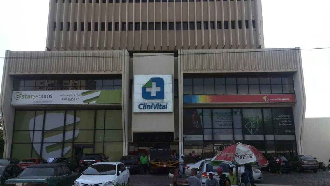 Comercial (Local Comercial) en Venta en Avenida Bella Vista, Zulia - 47