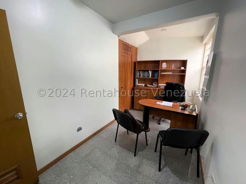 Casa (Multipes Niveles) en Venta en Los Chorros, Distrito Metropolitano - 23