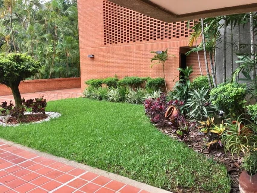 Apartamento (Penthouse) en Venta en Colinas de Valle Arriba, Distrito Metropolitano - 2