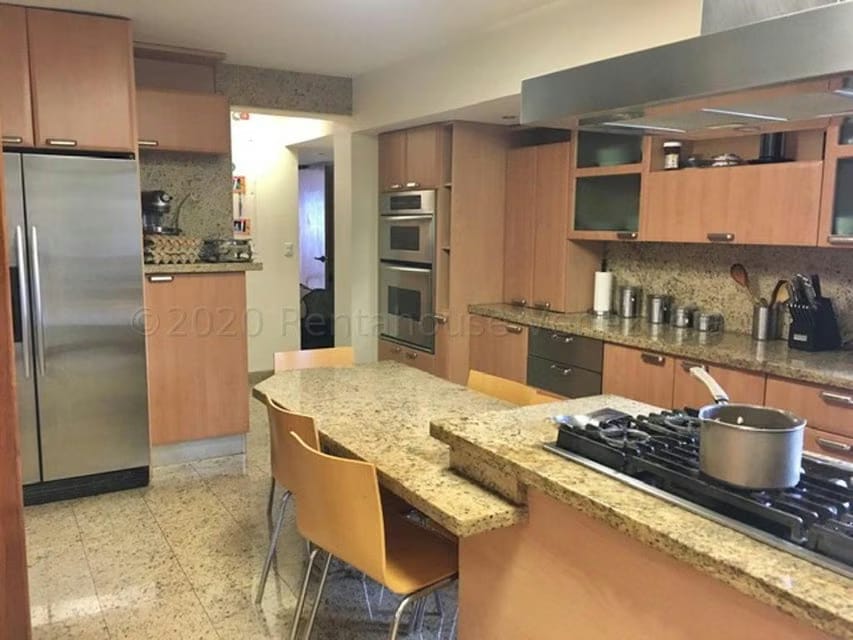 Apartamento (Penthouse) en Venta en Colinas de Valle Arriba, Distrito Metropolitano - 20