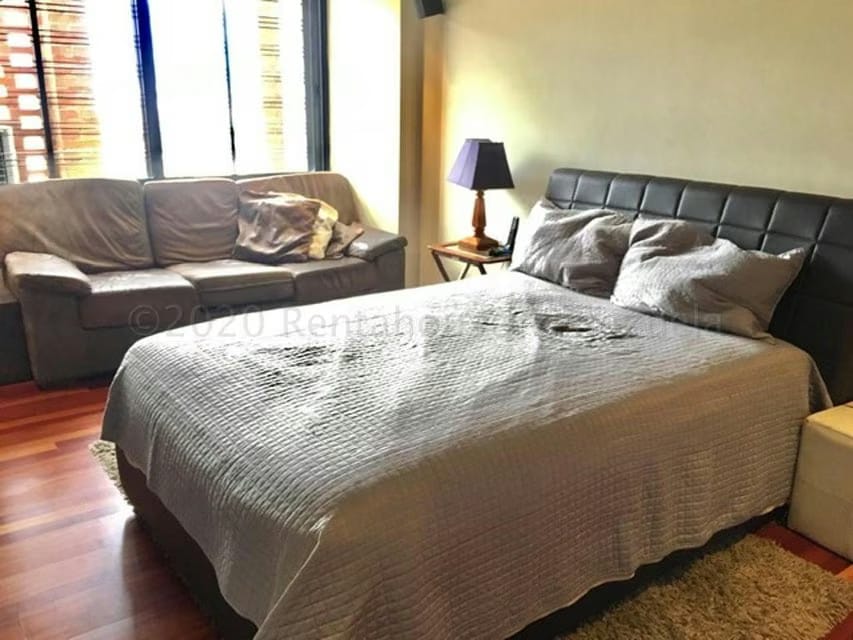 Apartamento (Penthouse) en Venta en Colinas de Valle Arriba, Distrito Metropolitano - 24