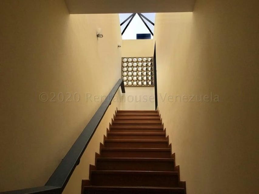 Apartamento (Penthouse) en Venta en Colinas de Valle Arriba, Distrito Metropolitano - 46