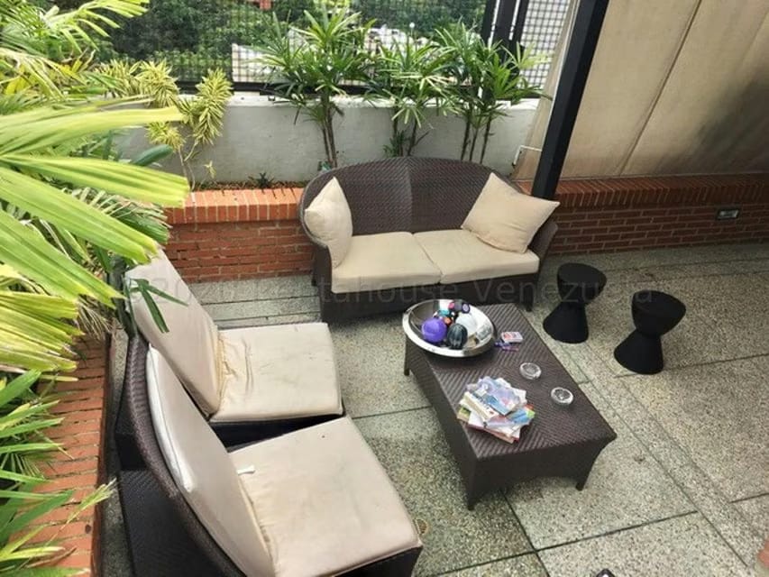 Apartamento (Penthouse) en Venta en Colinas de Valle Arriba, Distrito Metropolitano - 49