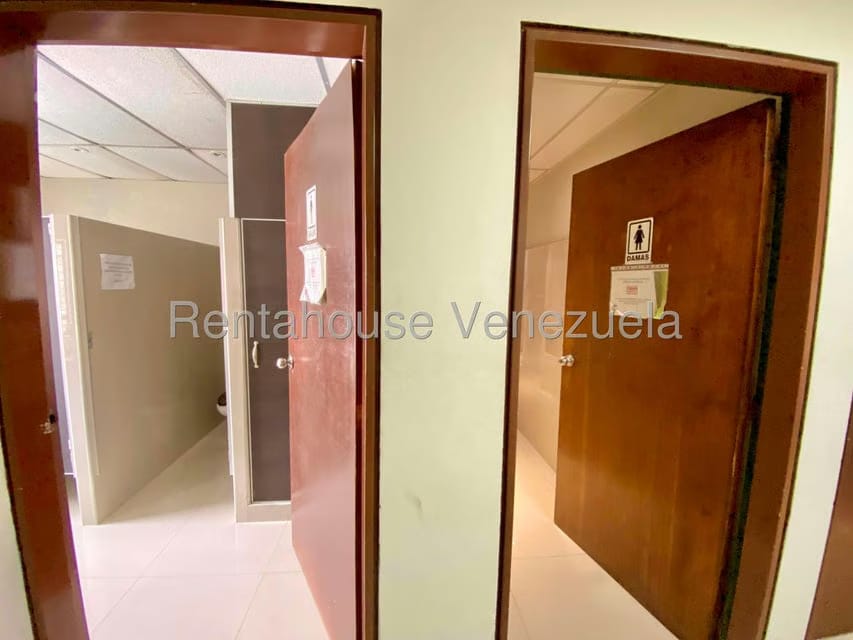 Comercial (Local Comercial) en Alquiler en Bello Campo, Distrito Metropolitano - 18