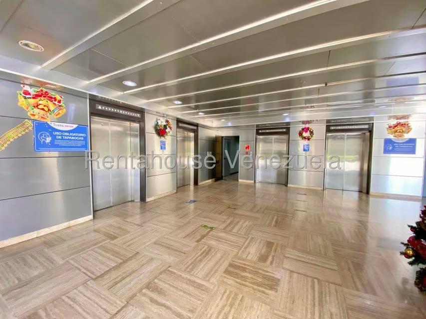 Comercial (Local Comercial) en Alquiler en Bello Campo, Distrito Metropolitano - 23