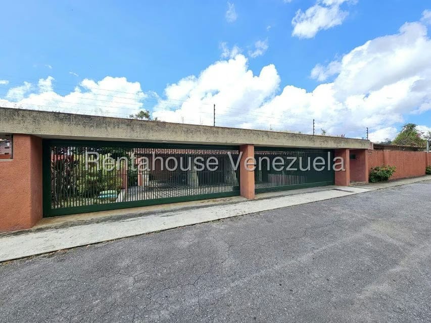 Casa (1 Nivel) en Venta en La Lagunita Country Club, Distrito Metropolitano - 4