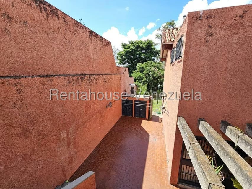Casa (1 Nivel) en Venta en La Lagunita Country Club, Distrito Metropolitano - 66