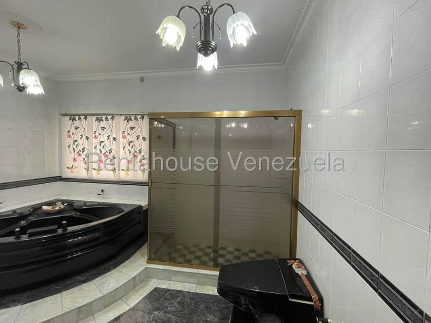 Casa (Duplex) en Venta en La Paz, Distrito Metropolitano - 102