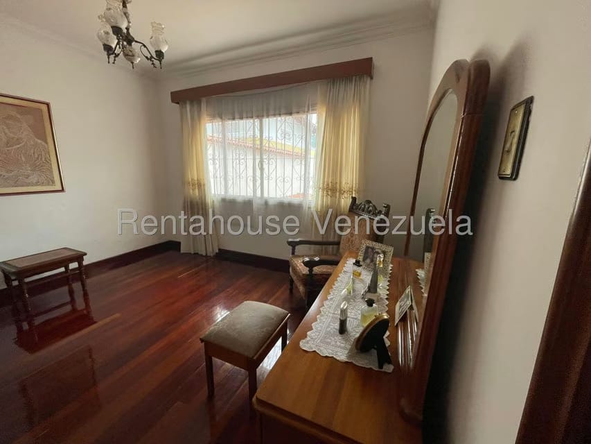Casa (Duplex) en Venta en La Paz, Distrito Metropolitano - 115
