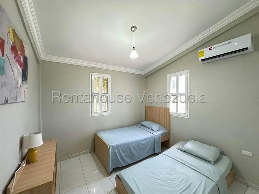 Casa (Duplex) en Venta en Sector San Bosco, Falcon - 19