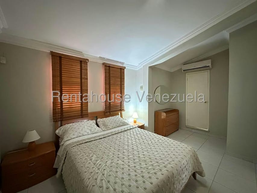 Casa (Duplex) en Venta en Sector San Bosco, Falcon - 22