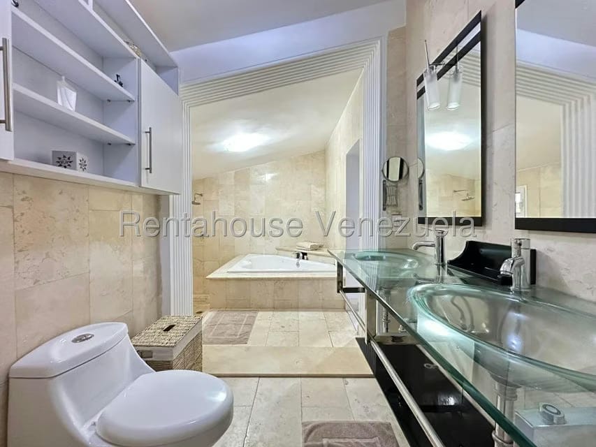 Casa (Duplex) en Venta en Sector San Bosco, Falcon - 24