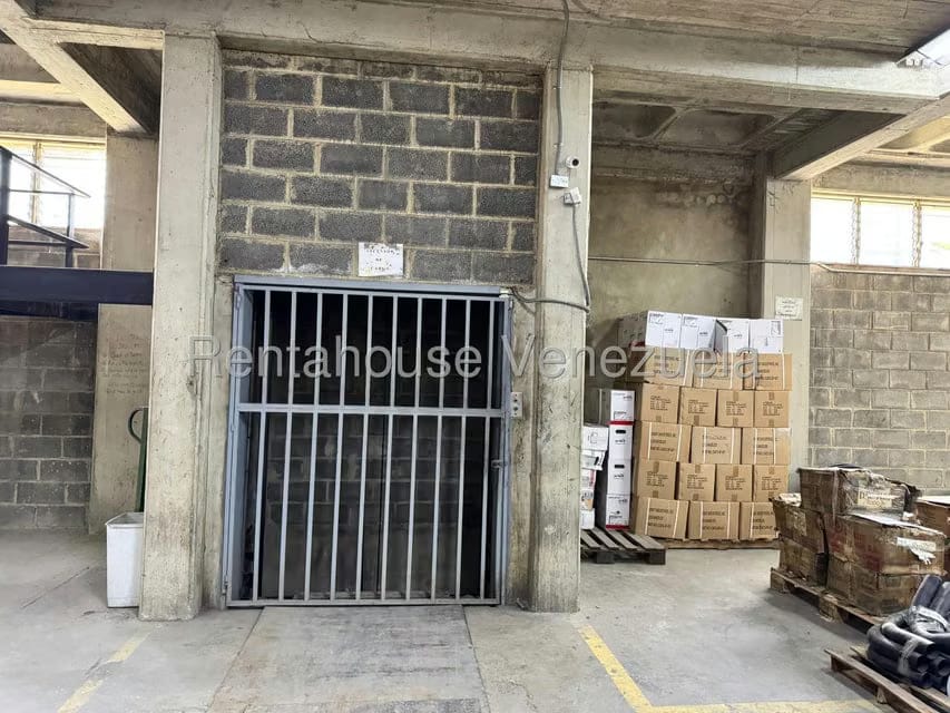Comercial (Industrial) en Venta en Guayabal, Miranda - 12