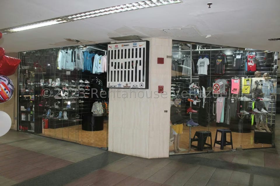 Comercial (Local Comercial) en Venta en Buenaventura, Miranda - 3