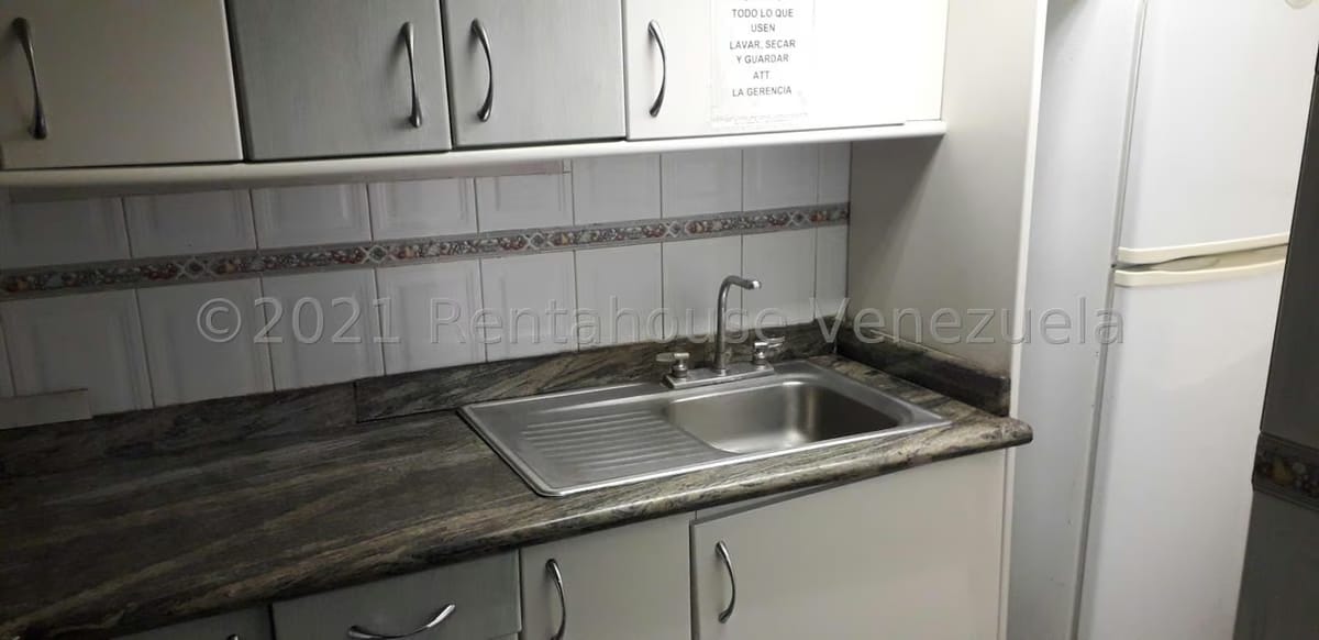 Comercial (Local Comercial) en Venta en Los Chaguaramos, Distrito Metropolitano - 24