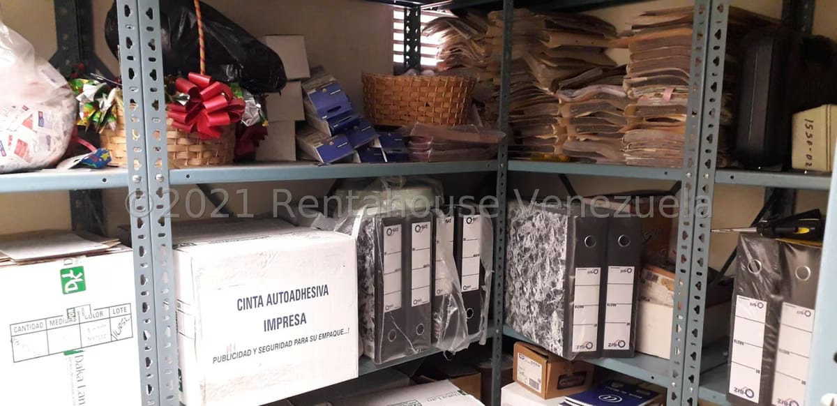 Comercial (Local Comercial) en Venta en Los Chaguaramos, Distrito Metropolitano - 31