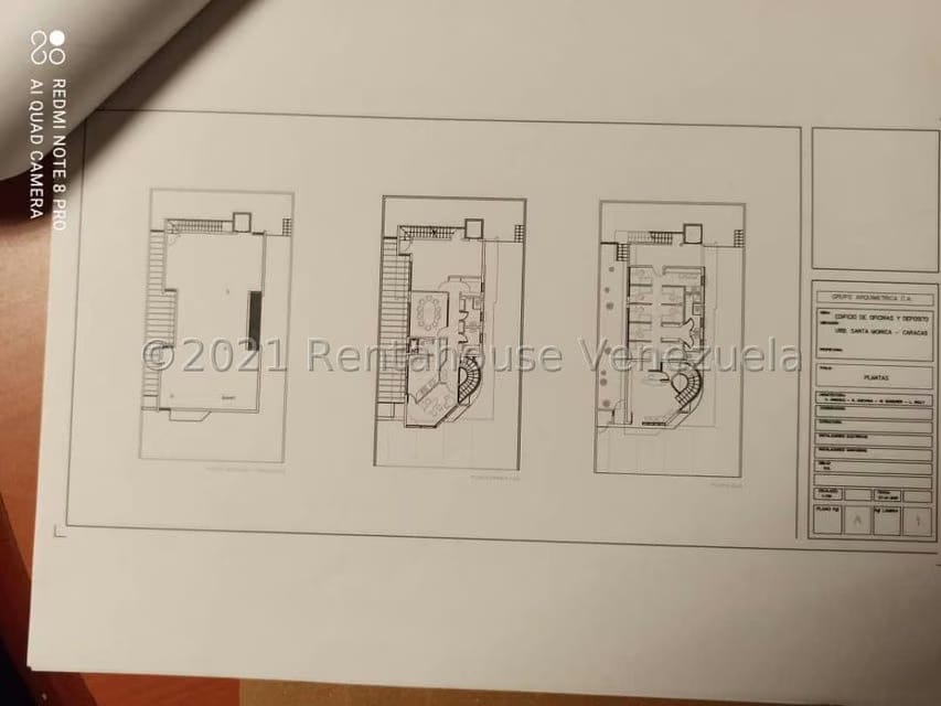 Comercial (Local Comercial) en Venta en Los Chaguaramos, Distrito Metropolitano - 50
