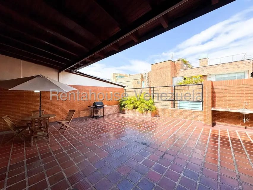 Apartamento (1 Nivel) en Alquiler en Campo Alegre, Distrito Metropolitano - 22