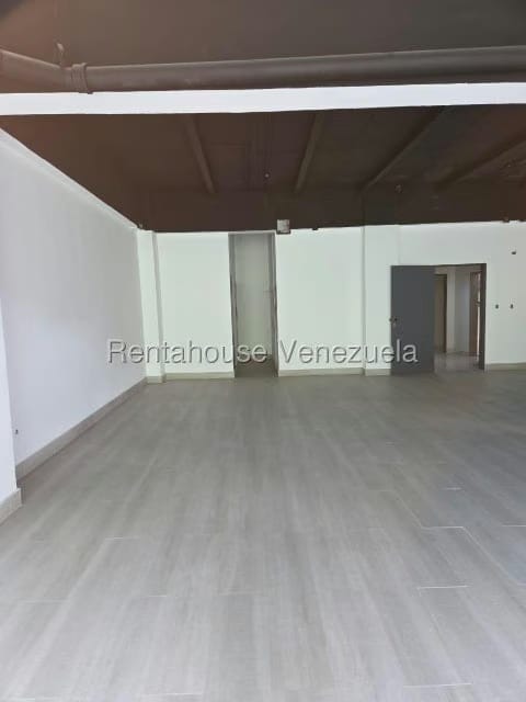 Comercial (Oficina) en Alquiler en La Trinidad, Distrito Metropolitano - 11