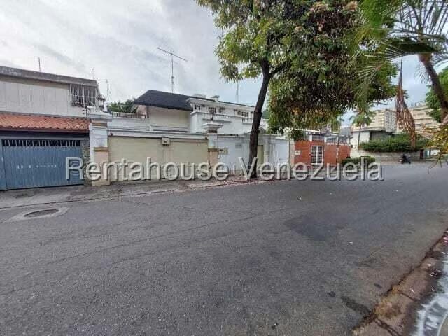Casa (Duplex) en Venta en Montalban I, Distrito Metropolitano