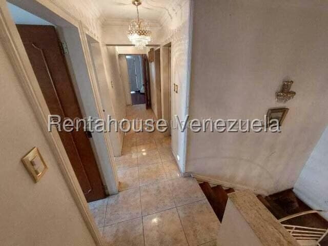Casa (Duplex) en Venta en Montalban I, Distrito Metropolitano - 2