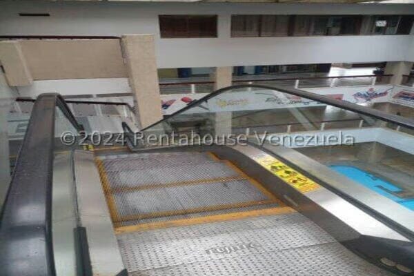 Comercial (Oficina) en Alquiler en Prados del Este, Distrito Metropolitano - 12