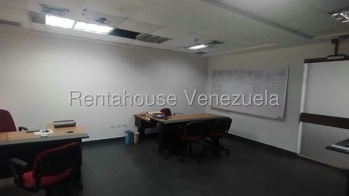 Comercial (Oficina) en Alquiler en Prados del Este, Distrito Metropolitano - 5