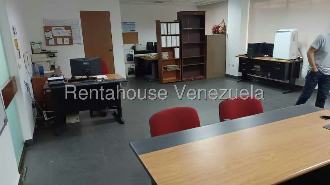 Comercial (Oficina) en Alquiler en Prados del Este, Distrito Metropolitano - 7