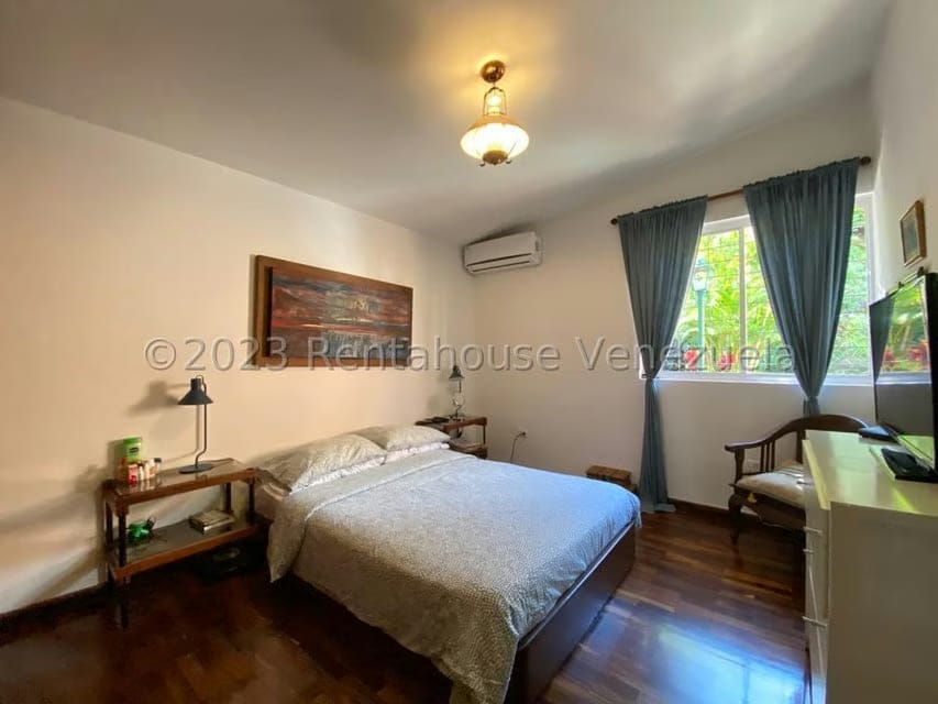 Casa (Multipes Niveles) en Venta en Santa Marta, Distrito Metropolitano - 14