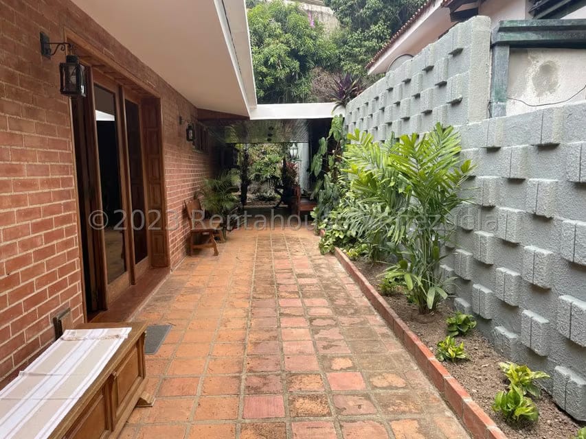 Casa (Multipes Niveles) en Venta en Santa Marta, Distrito Metropolitano - 3