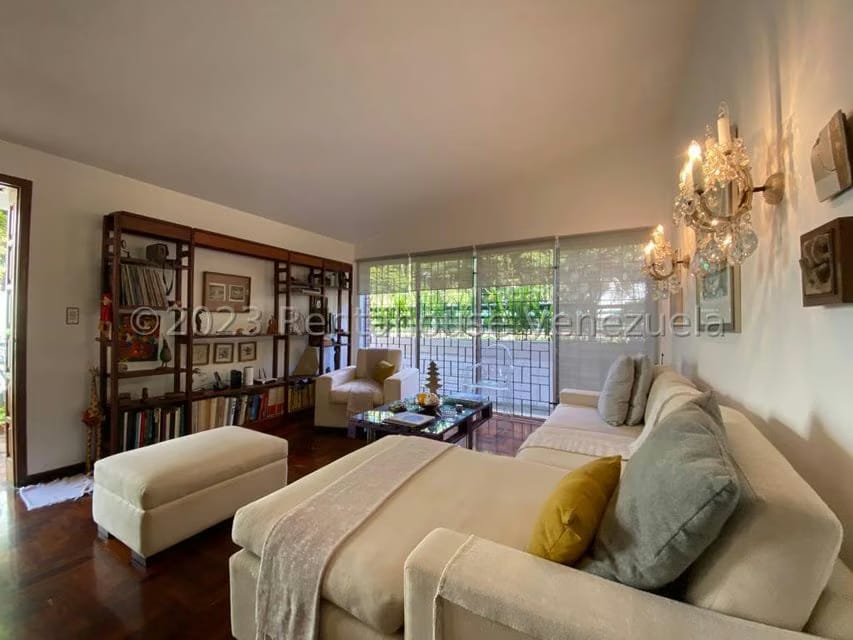 Casa (Multipes Niveles) en Venta en Santa Marta, Distrito Metropolitano - 6