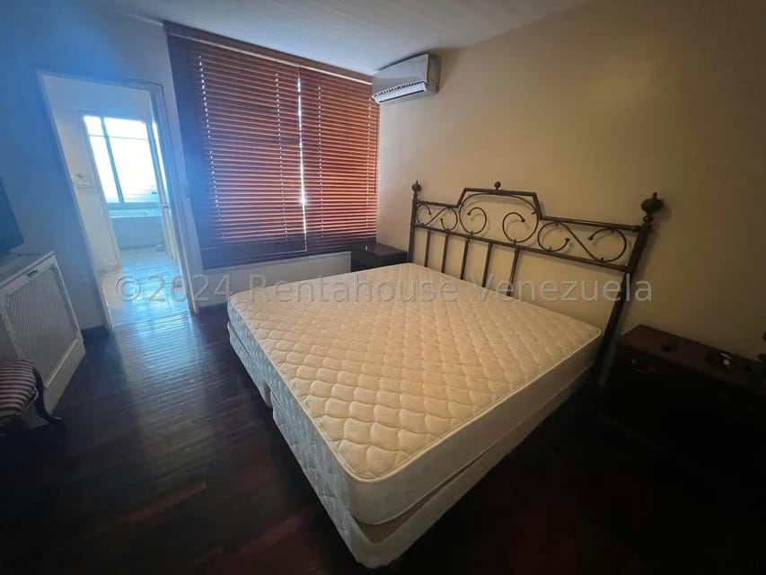 Apartamento (1 Nivel) en Alquiler en Lomas de Las Mercedes, Distrito Metropolitano - 14