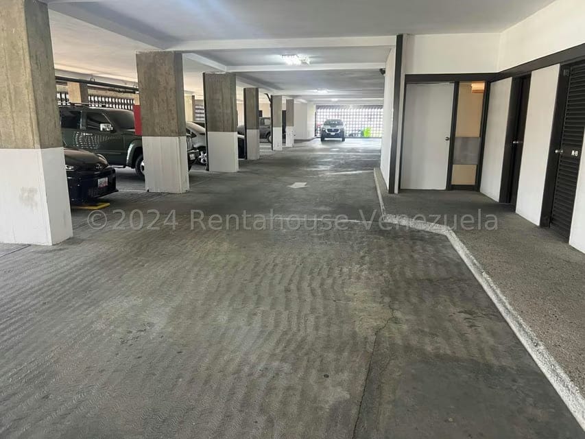 Apartamento (1 Nivel) en Alquiler en Lomas de Las Mercedes, Distrito Metropolitano - 3